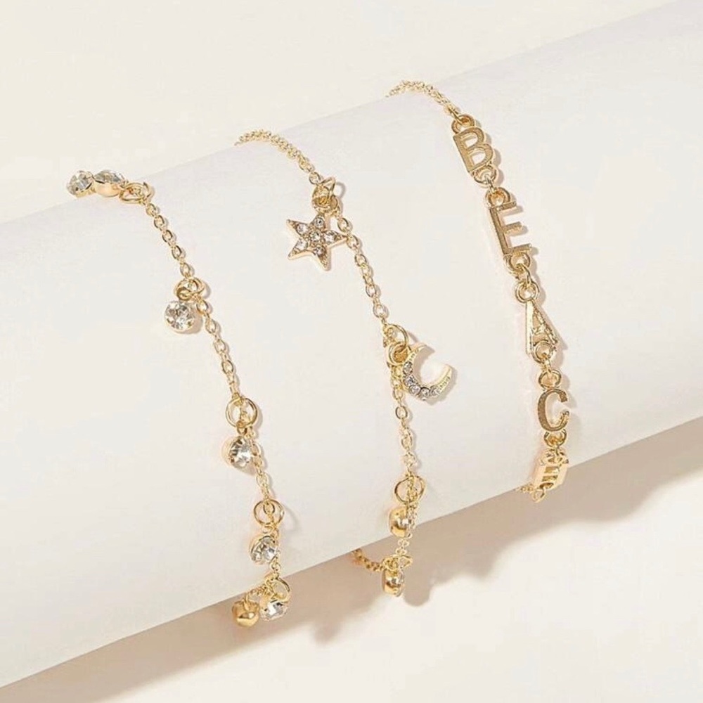 3/$30 💛 3pc Charm Anklet - Picture 2 of 4